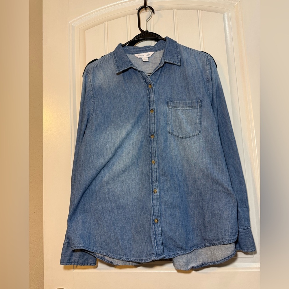Old Navy Button Front Shirt Women’s Large Light Wash 100% Cotton